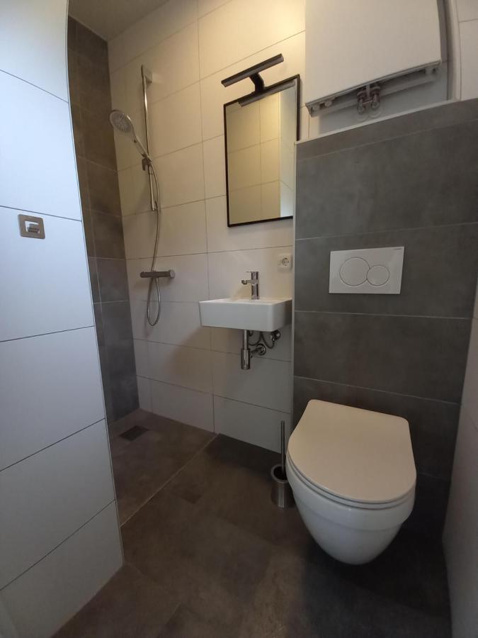 Domein Hellebeuk Met Uitzicht! Valkenburg/Klimmen Exterior foto